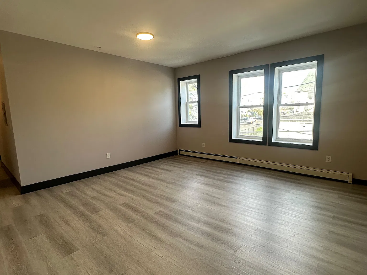 2 bed, $1,850 — Photo 2
