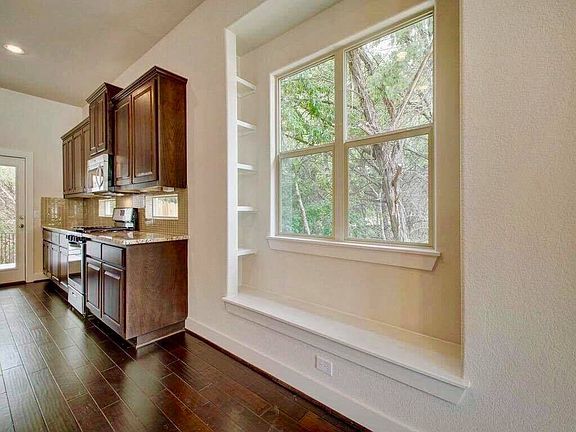 4th image of 12206 Cottage Promenade Ct