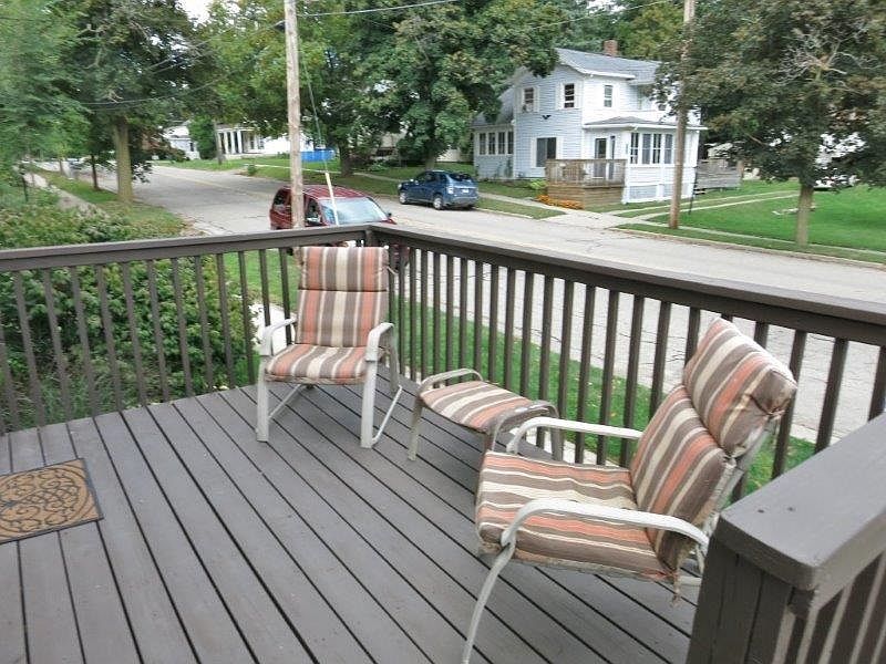 1st image of 119 Crum St