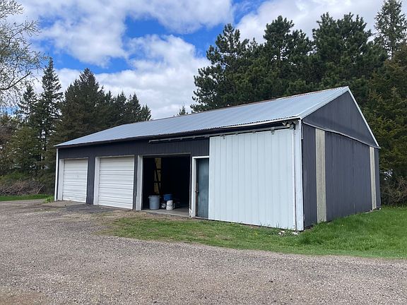 3rd image of E5216 175th Avenue