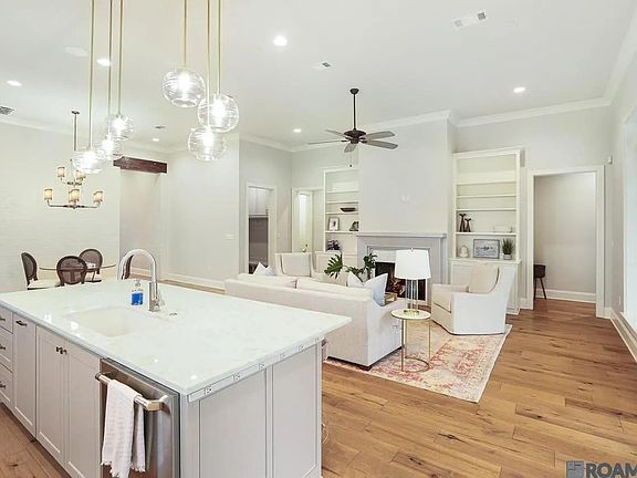 5th image of 16849 Mill Grove Ln
