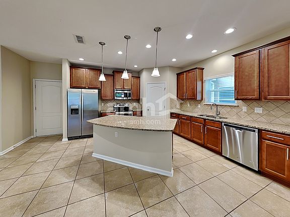 3rd image of 332 Silver Glen Ave