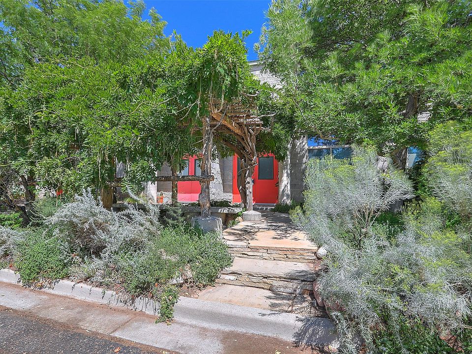 1st image of 83 Placita De Oro APT 6