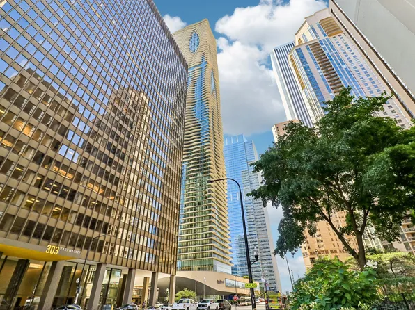 225 N Columbus Dr Unit 6103, Chicago, IL 60601
