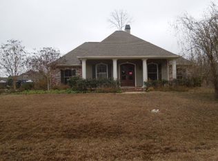 1765 Turning Leaf Trl, Haughton, LA 71037