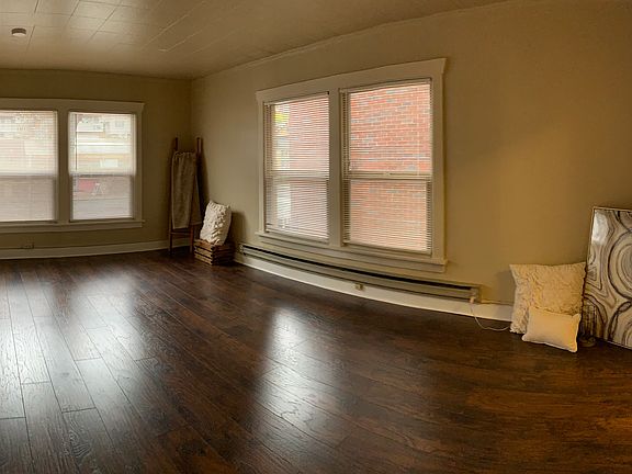 4th image of 2355 Eastlake Ave E APT 102