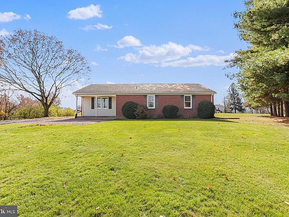 2nd image of 18123 Shawley Dr