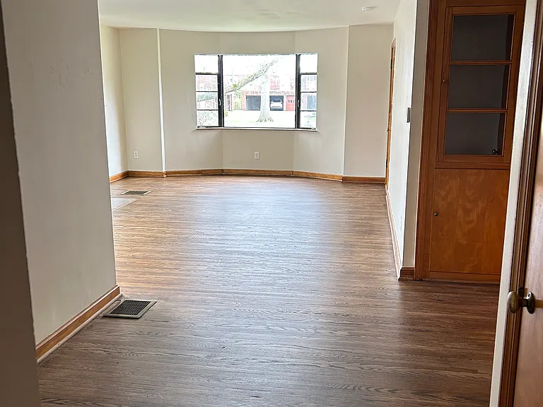 1314 W 7th Ave — Photo 10
