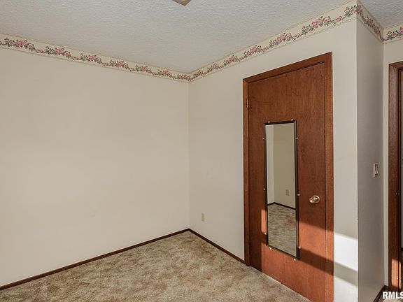 5th image of 3405 College Ave