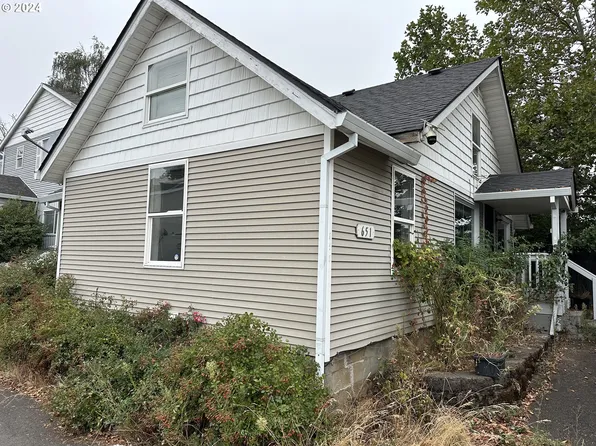 651 SE 148th Ave, Portland, OR 97233