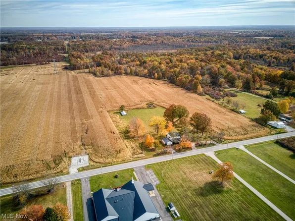 183 State Rte, Atwater, OH 44201