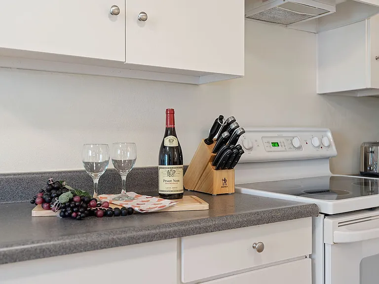 1701 Anacapa St #26 — Photo 10