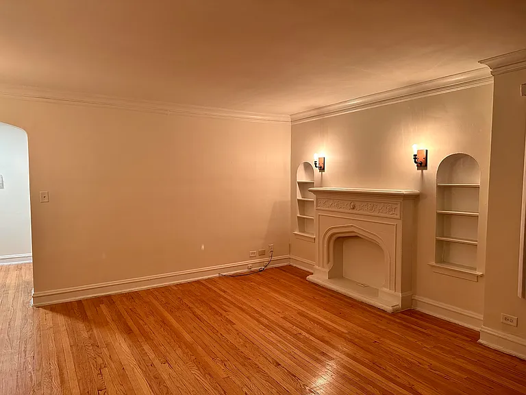 8151 S Paulina St #2S — Photo 1