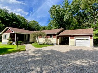 403 Monterey Rd, Great Barrington, MA 01230