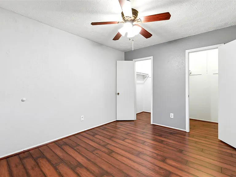 6009 Leafwood Cir — Photo 29