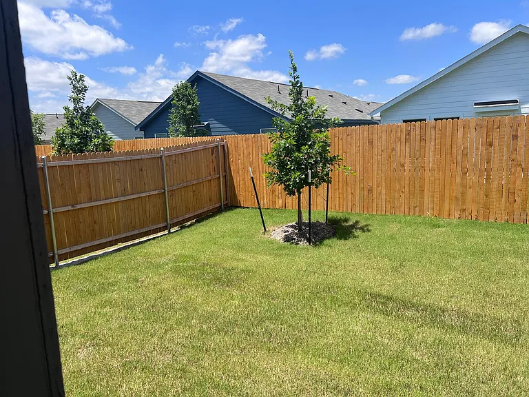 3910 Ontario Way — Photo 15
