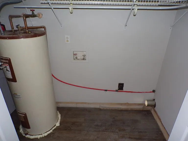 1019 Furia Dr — Photo 17