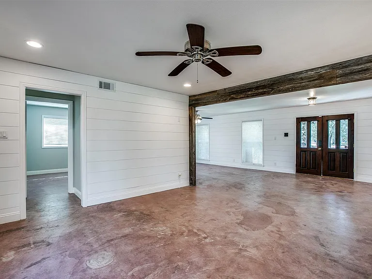 8503 Manhattan Dr — Photo 27