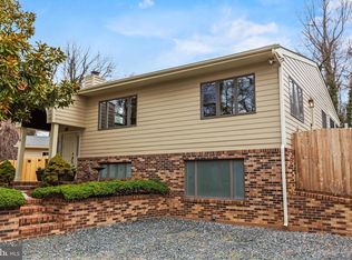 218 Lees Ln, Edgewater, MD 21037