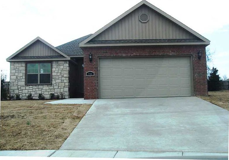 1st image of 731 W Cypress Ct