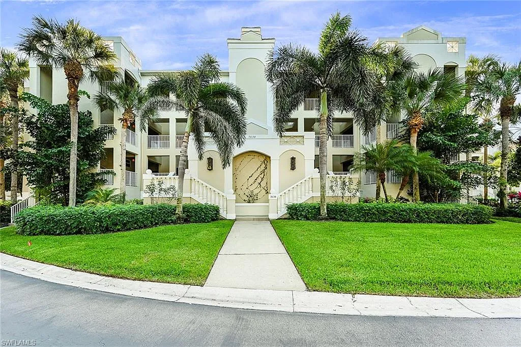 2 bed, 2.0 bath, 1327 sqft, $11,500 — Photo 1
