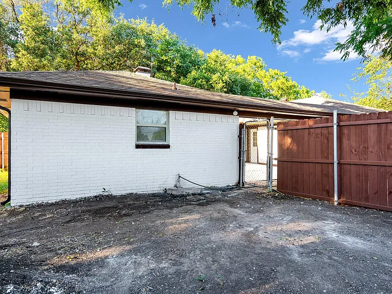 2416 Kimberly Ln — Photo 28