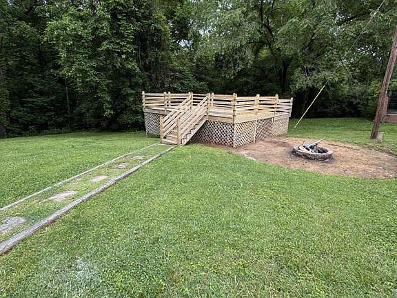 4th image of 2520 Boyds Bridge Pike