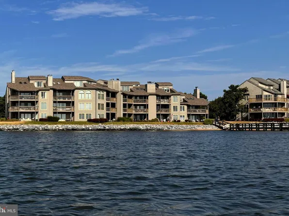2131 Beach Village Ct APT 101, Annapolis, MD 21403