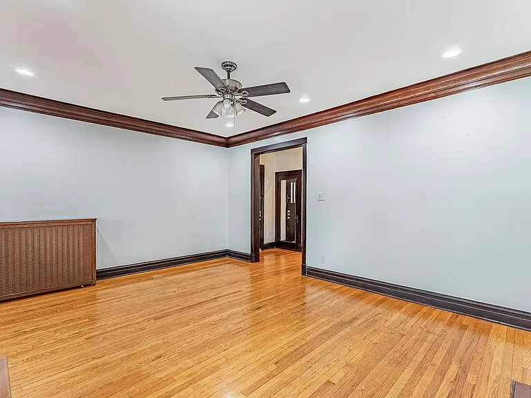 4938 W Monroe St #1 — Photo 5