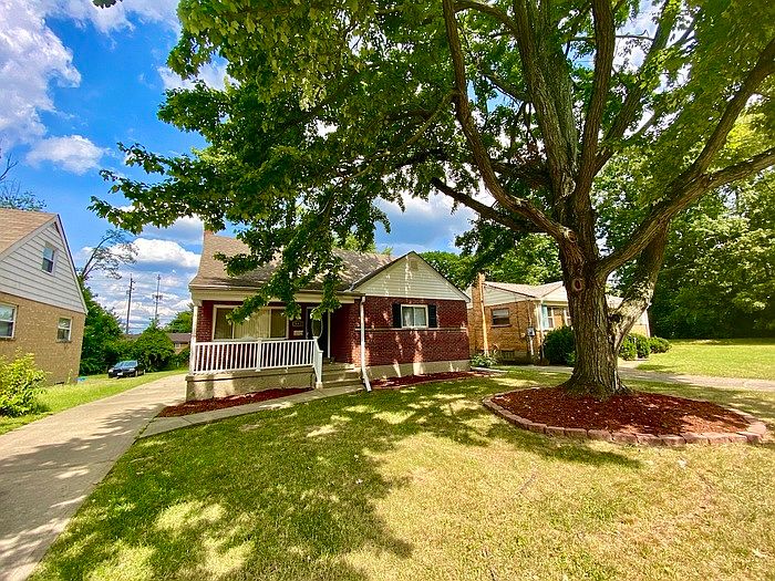 1st image of 842 Oakfield Ave