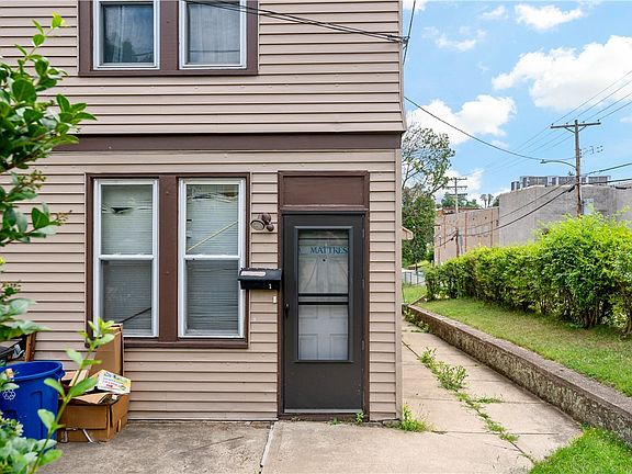 2nd image of 100 Wynoka St