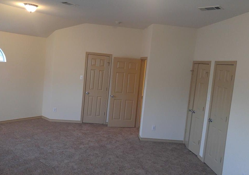1st image of 12664 Bay Ave
