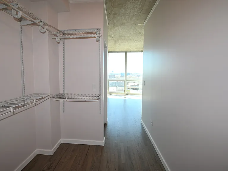 1845 S Michigan Ave #1402 — Photo 10