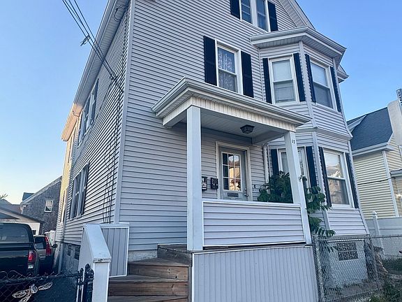 2nd image of 17 Social St