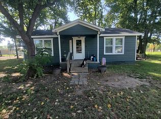 105 Long St, Dardanelle, AR 72834