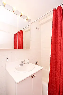 Rented by KG Properties | media 25