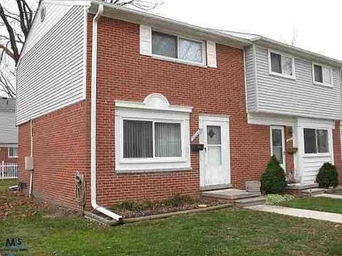 1st image of 32051 Williamsburg St