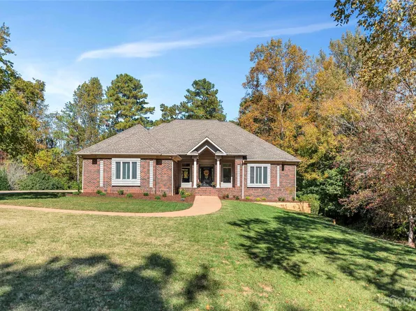 1403 Greenway Dr, Shelby, NC 28150