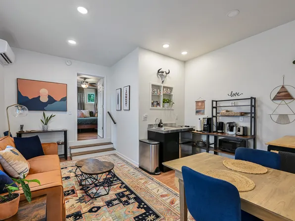 (undisclosed Address), Asheville, NC 28804