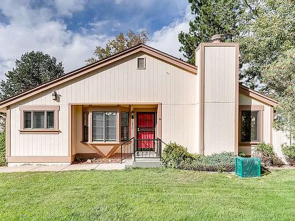 Beutiful grass you don't have to mow or water!