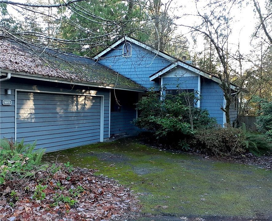 1st image of 2605 17th Ave NW