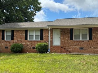 106 Ellington Ave, Lexington, NC 27292