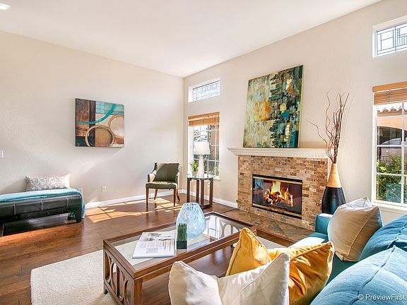 4th image of 521 Arbor Dr Unit 205