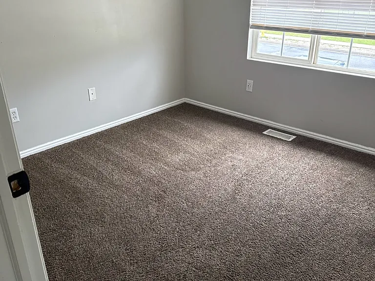 1177 N Fairfield Rd — Photo 14