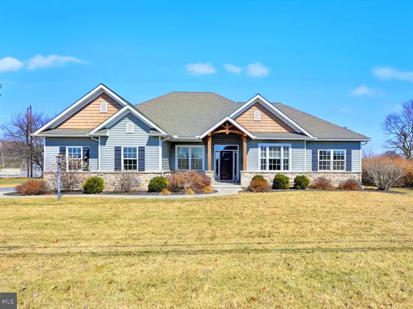 1664 Grace Ave, Lebanon, PA 17046