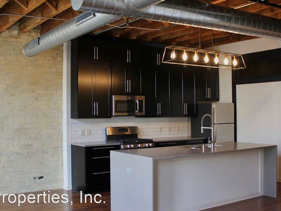 1st image of 325-331 N Broadway #203