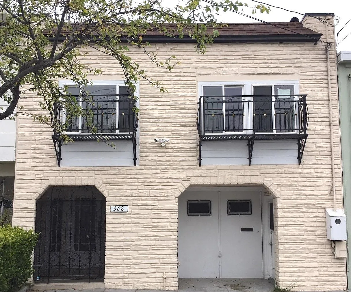 368 Winchester St — Photo 1