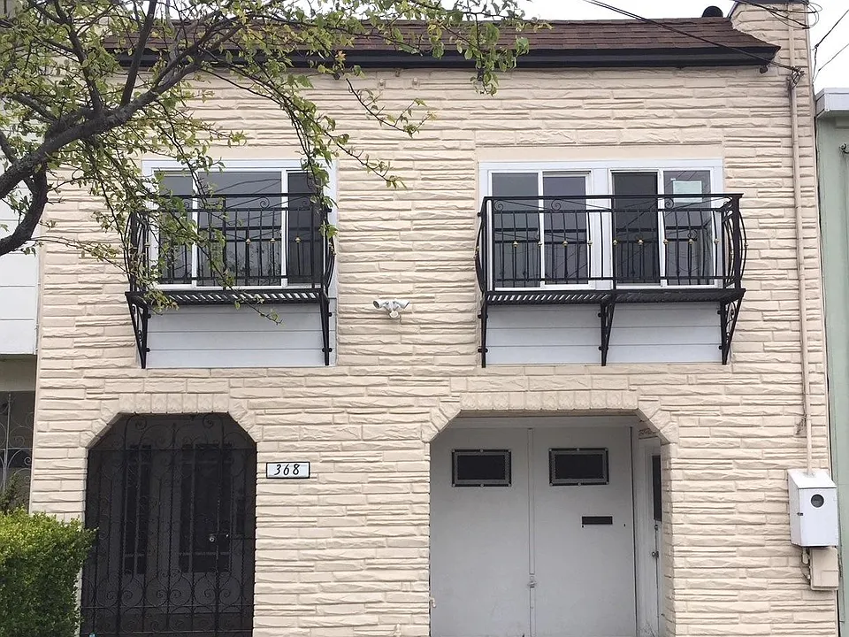 368 Winchester St