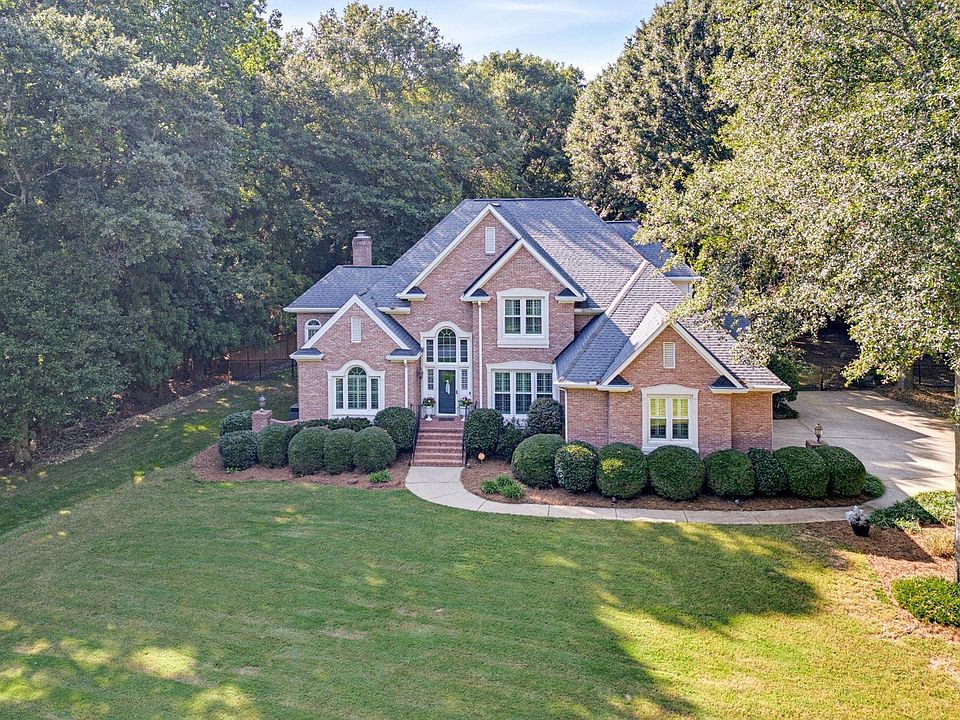 1st image of 205 Alender Way