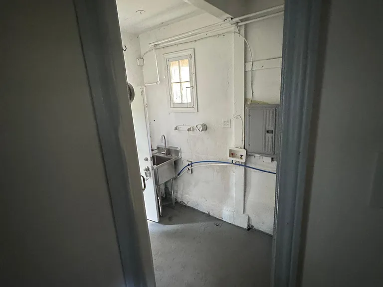 20441 Five Points St — Photo 11